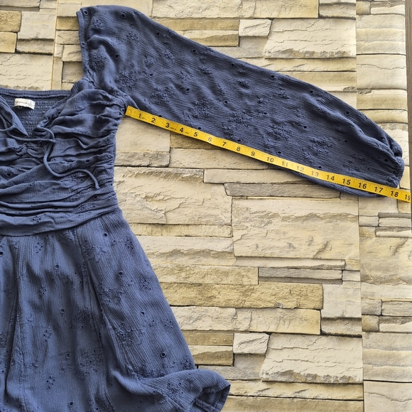 Hollister Dress Women's S Light Blue Textured Ruched Mini Dress Cottagecore - Picture 10 of 13